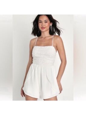 Lulus White Lace Bodice Spaghetti Strap Romper size M